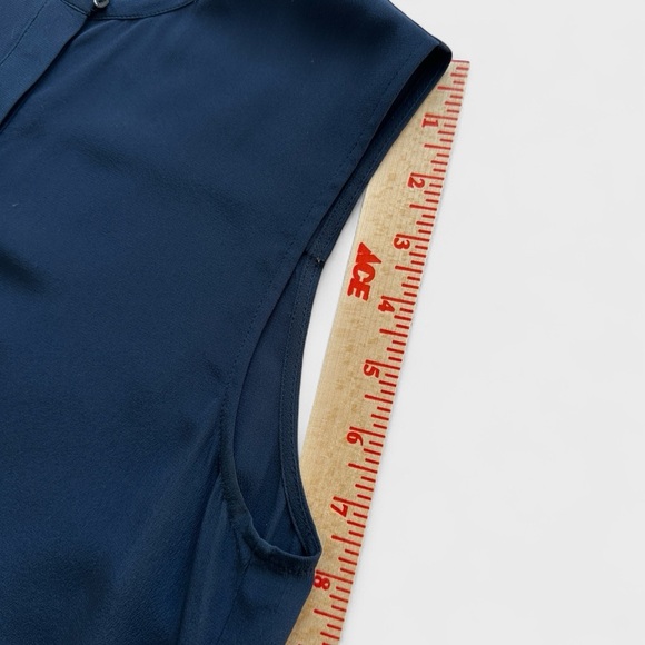 VINCE Tunic Blouse Womens Medium Navy Blue Black 100% Silk Colorblock Sleeveless - Picture 8 of 12